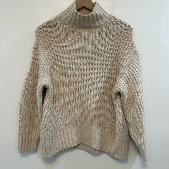 ANTHROPOLOGIE - MAEVE tan chunky knit the Dakota over size turtleneck sweater - Picture 5 of 11